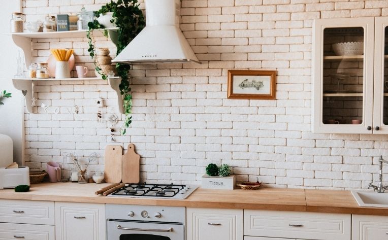 Winter 2020 Interior Design Trends in Kitchen Greenery